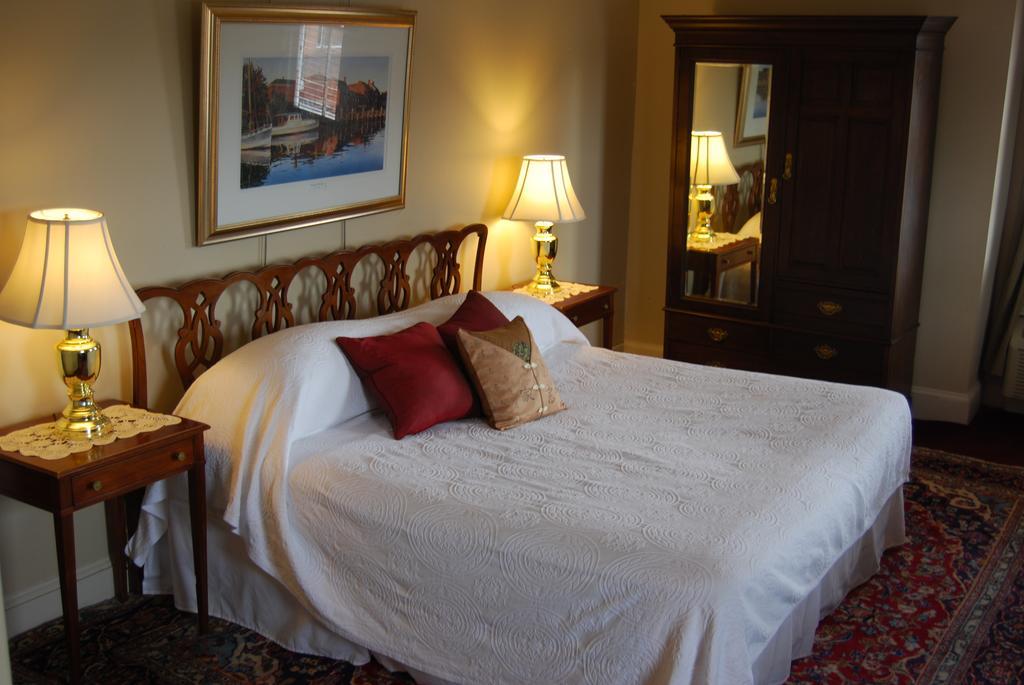 State House Inn Анаполис Екстериор снимка